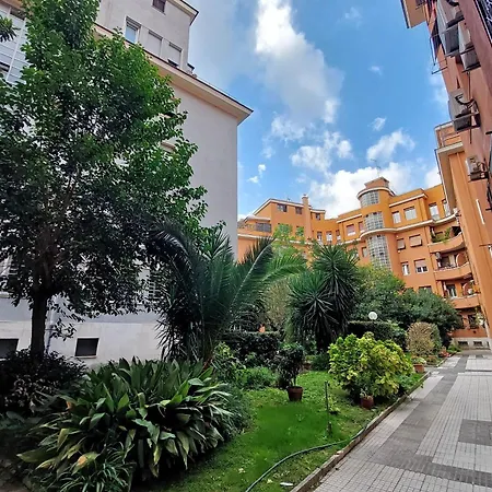 The Place Gallia - New Guesthouse San Giovanni- Self Check-In -Near Metro